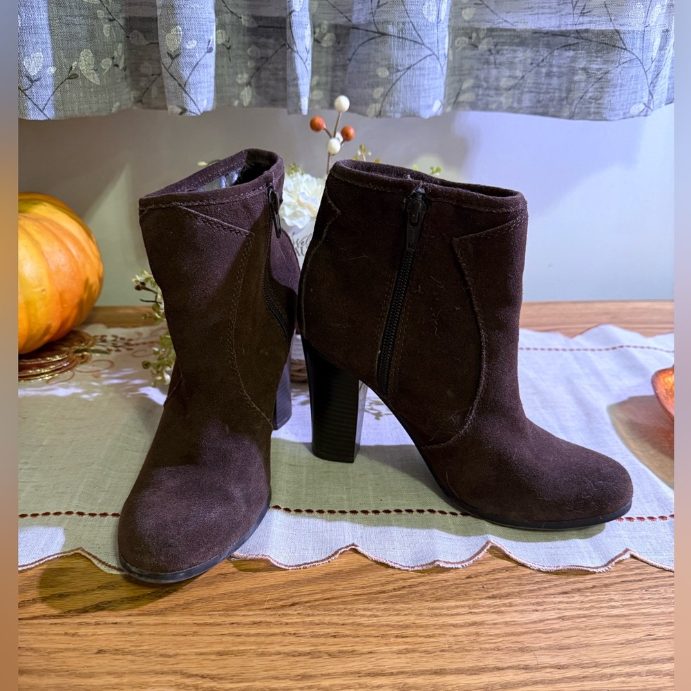 liz & co. Chocolate Brown Ankle Booties